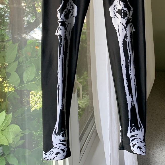 Blackmilk Skeleton Leggings XS - Picture 10 of 11